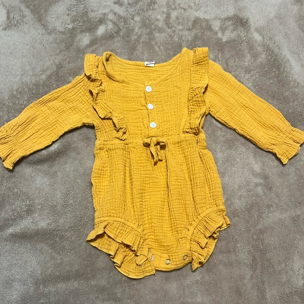 18-24M girls yellow onesie.